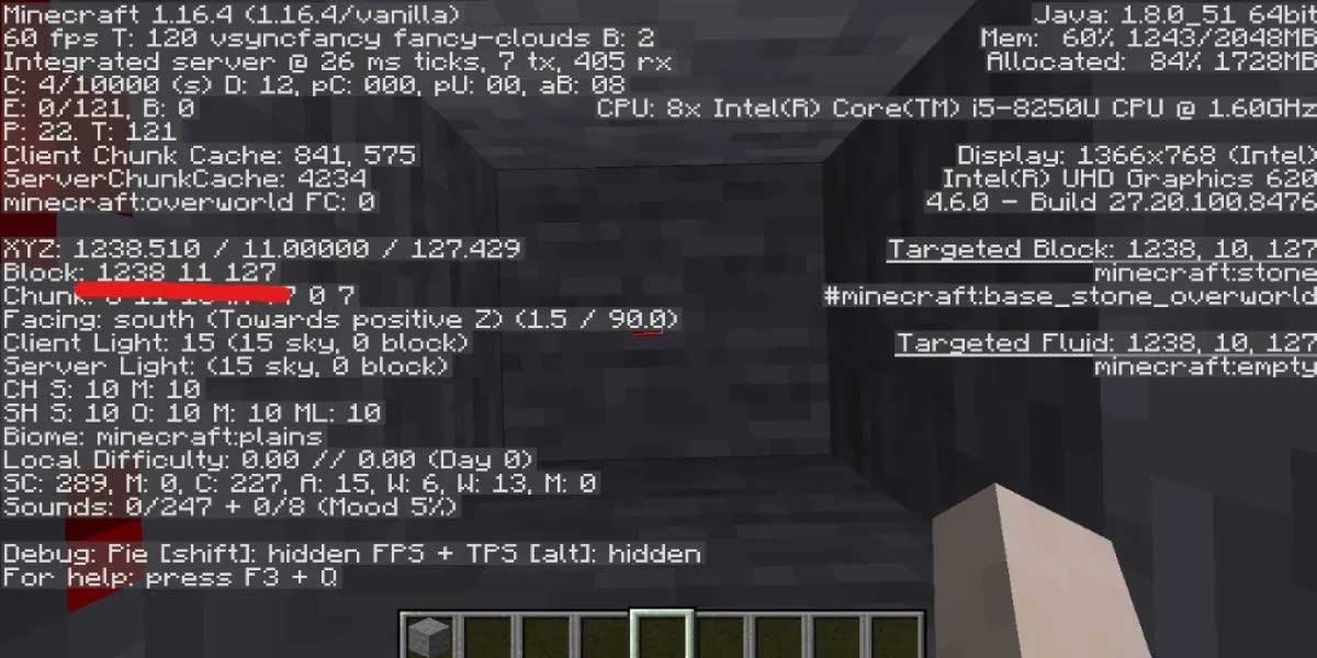 マイクラでブランチマイニングによって鉄鉱石とダイヤモンド鉱石を採掘している様子